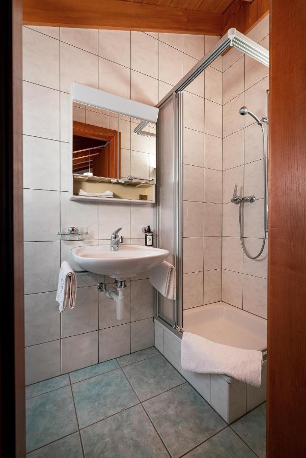 Kulinarik & Geniesser Hotel Strauss Фиш Екстериор снимка
