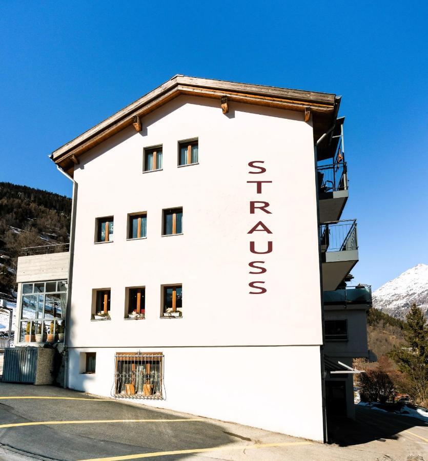 Kulinarik & Geniesser Hotel Strauss Фиш Екстериор снимка